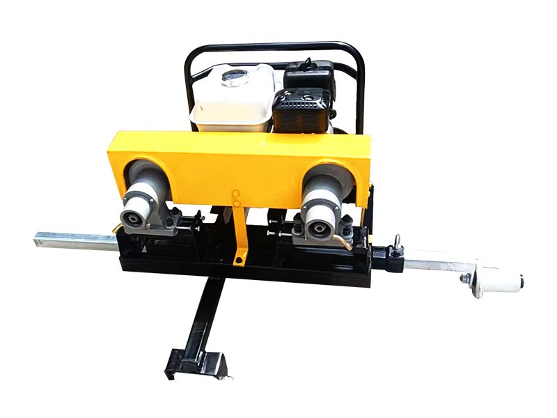 ND-4.2×2 內(nèi)燃軟軸高頻單邊搗固機